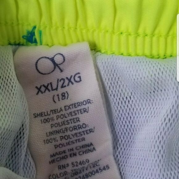 OP Size 2XL (18) junors Mesh Lined Swim Trunks - Picture 3 of 3